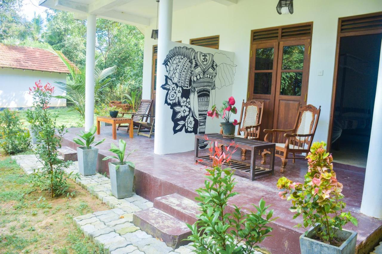 King'S Elephant Cabanas & Restaurant Tangalle Exterior foto